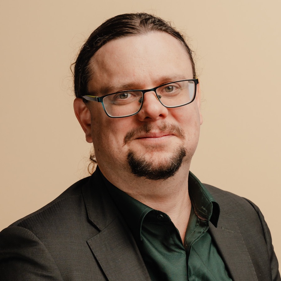 Tim Macready-CIC